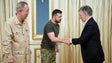 Imagem de Zelensky pede a ucranianos em território ocupado que evitem bases militares russas