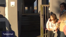 Imagem de Falta de auxiliares encerra escola em São Miguel (Vídeo)