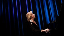 Imagem de Pianista turca atuou no Teatro Micaelense (Vídeo)