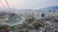 Imagem de Governos da Madeira e da República vão à Venezuela ainda este mês