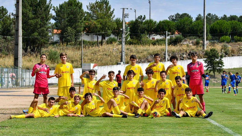 Imagem de Seleção da Madeira invicta no Torneio Lopes da Silva
