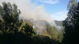 Imagem de Fogo continua a consumir zonas altas da Ribeira Brava