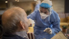 Imagem de Covid-19: Portugal com mais um morto e mais 336 casos confirmados