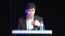 Imagem de Michael Rezendes diz que é possível desenvolver investigação jornalística mesmo com recursos limitados