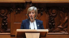 Imagem de Ministra da Saúde destaca reforço de 700 milhões num «orçamento de esquerda»