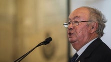 Imagem de PS vê Alberto João Jardim em `desespero eleitoral`