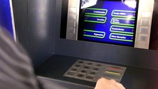 Imagem de Gastos na rede Multibanco subiram 10% para 7,6 mil ME na época natalícia