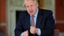 Imagem de Covid-19: Boris Johnson anuncia novo confinamento de um mês para Inglaterra