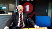 Imagem de Alberto João Jardim pede reflexão interna do partido