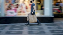 Imagem de Consumo e rendimento das famílias sobem na zona euro