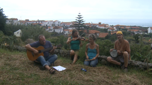 Imagem de Flores: grupo de estrangeiros lança projeto musical (Vídeo)