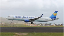 Imagem de Bruma seca obriga avião da Sunclass Airlines, com destino a Tenerife, a aterrar no Porto Santo