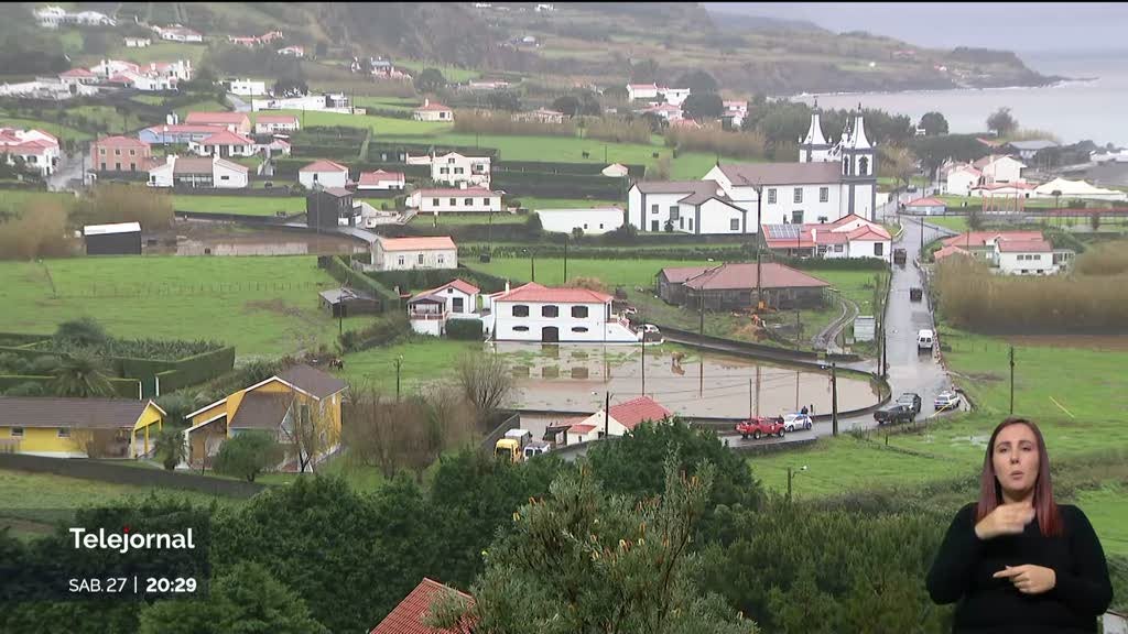 Chuva intensa provoca cheias nos Açores