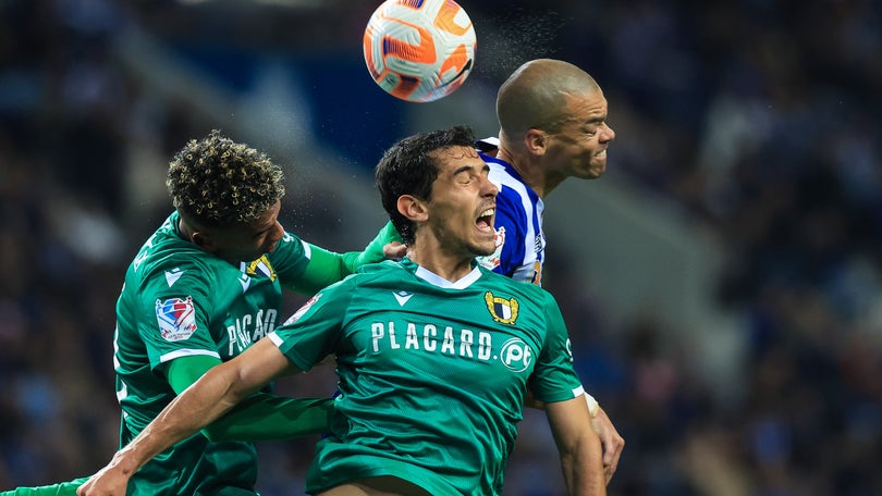 Imagem de Pepe acusa Colombatto de insulto racista e critica «falta de coragem» do árbitro
