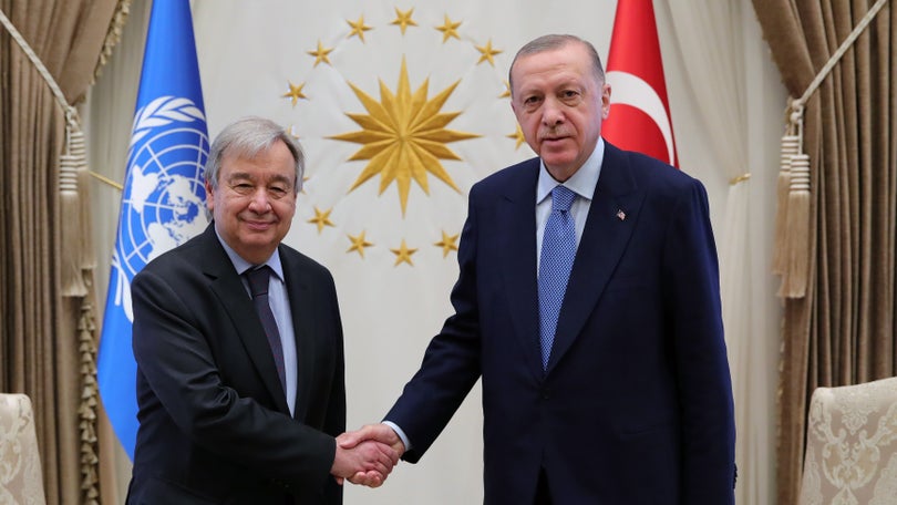 Guterres e Erdogan reafirmam necessidade de acesso a corredores humanitários