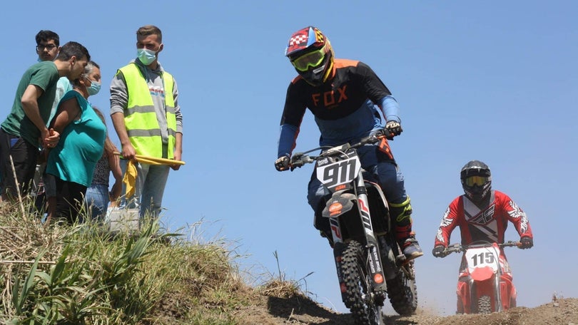Imagem de Motocross de pódio