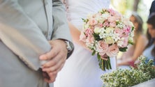 Imagem de Em 2018 casou-se mais em Portugal mas mais tarde