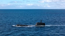 Submarino português cruzou a linha do Equador