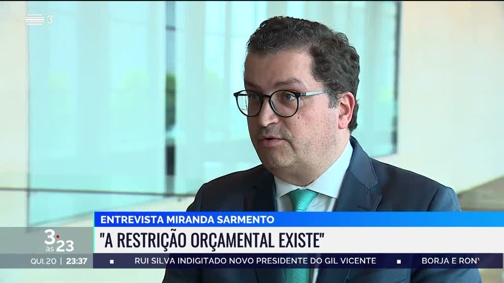 Entrevista RTP. Ministro das Finanças garante excedente orçamental em 2024 e 2025