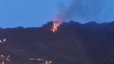 Imagem de Campanário com novo incêndio florestal agora à noite