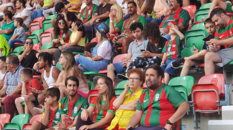 Imagem de Marítimo sem reforços no onze inicial