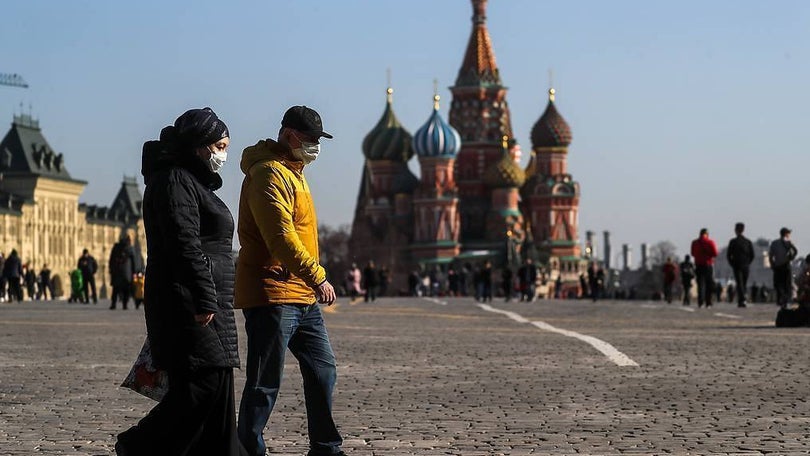 Imagem de Covid-19: Rússia diz que taxa de infeções no país estabilizou