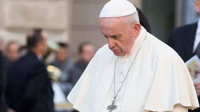 Imagem de Papa pede que se acabe com meninas de rua escravas