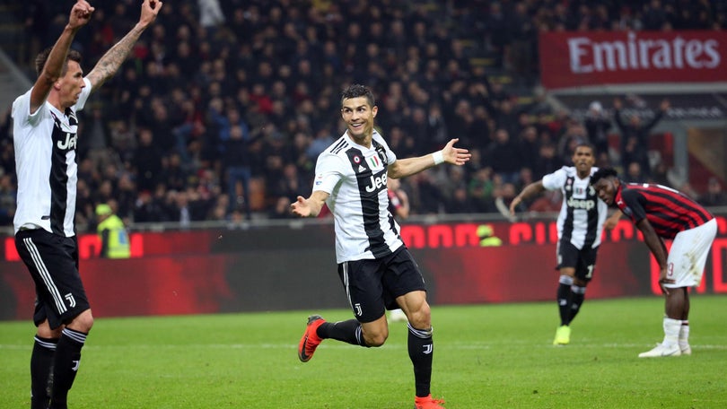 Imagem de Ronaldo marca na vitória da Juventus em casa do AC Milan