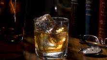 Imagem de 7 a 11% da população sofre de dependência do álcool (vídeo)