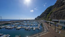 Imagem de Marina da Calheta encerra três meses