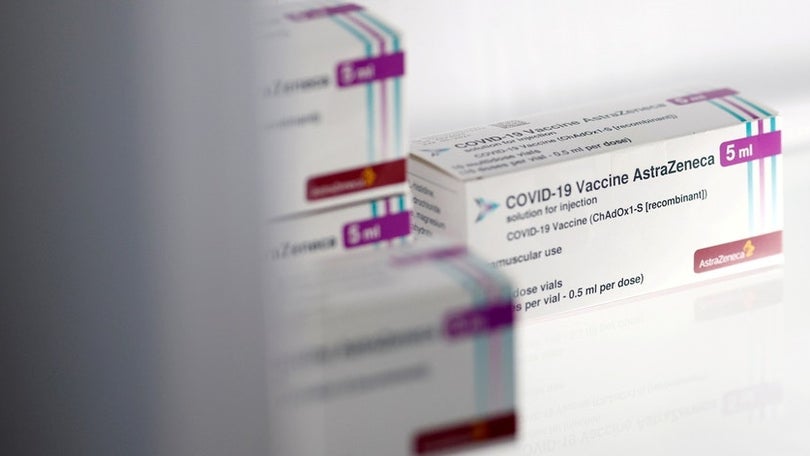 AstraZeneca lucrou 1,17 mil milhões de dólares com venda de vacinas