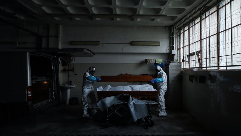 Imagem de Pandemia já fez quase 83 mil mortos em todo o mundo