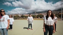 Imagem de Onze cantores madeirenses juntaram-se para gravar vídeo de homenagem à Madeira (Vídeo)