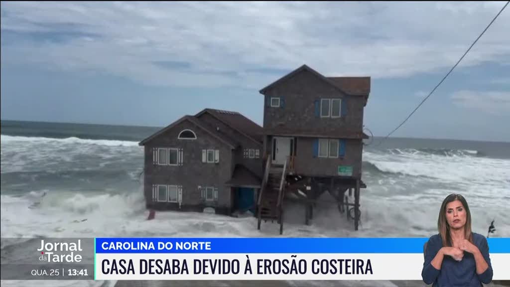 Casa de praia na Carolina do Norte desabou no oceano