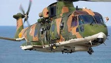 Imagem de Ministra da Defesa promete mais uma tripulação para helicóptero nos Açores (Vídeo)