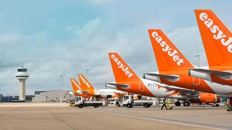 Easy Jet anuncia retoma em pleno