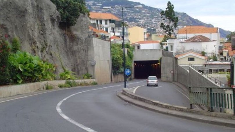Condicionamentos no acesso ao túnel da Cota 40