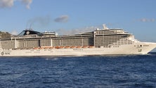 Imagem de MSC Splendida embarca 340 passageiros no Funchal