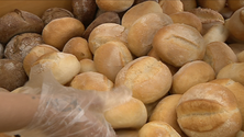 Imagem de Água, pão, inspeções e frete marítimo ficam mais caros (vídeo)