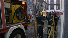 Imagem de Bombeiros profissionais com salário de sapador (vídeo)