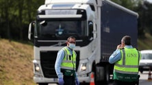 Imagem de GNR passa 330 autos em operação de fiscalização sobre transporte de mercadorias