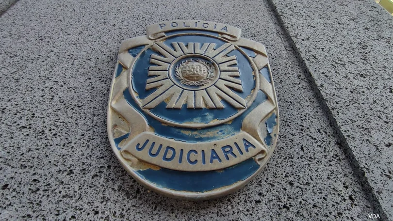 Detenção de suspeito por crime de burla qualificada