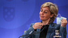 Imagem de Ministra anuncia fim da obrigatoriedade do uso da máscara