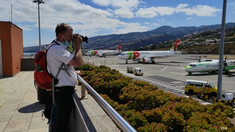 Imagem de Suspenso atual modelo de atribuição de subsídios a viagens dos madeirenses