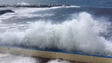 Mar agitado na praia da Calheta (vídeo)