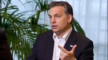 Imagem de Orbán compara UE com aspirações de Hitler de unificar a Europa