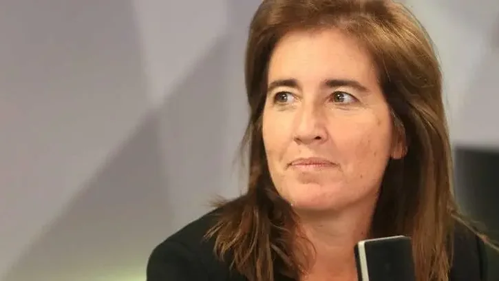 Imagem de Ministra compromete-se a eliminar burocracia em projetos para servir crianças