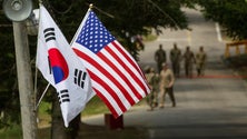 Imagem de Coreia do Sul e EUA iniciam hoje exercícios militares conjuntos