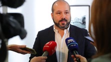 Imagem de PS diz que são os madeirenses quem exige explicações ao Governo sobre obras inventadas (áudio)