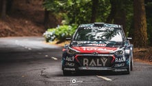 Miguel Nunes e João Paulo na luta pelo título do campeonato de ralis com o Hyundai I20 R5 evoluído